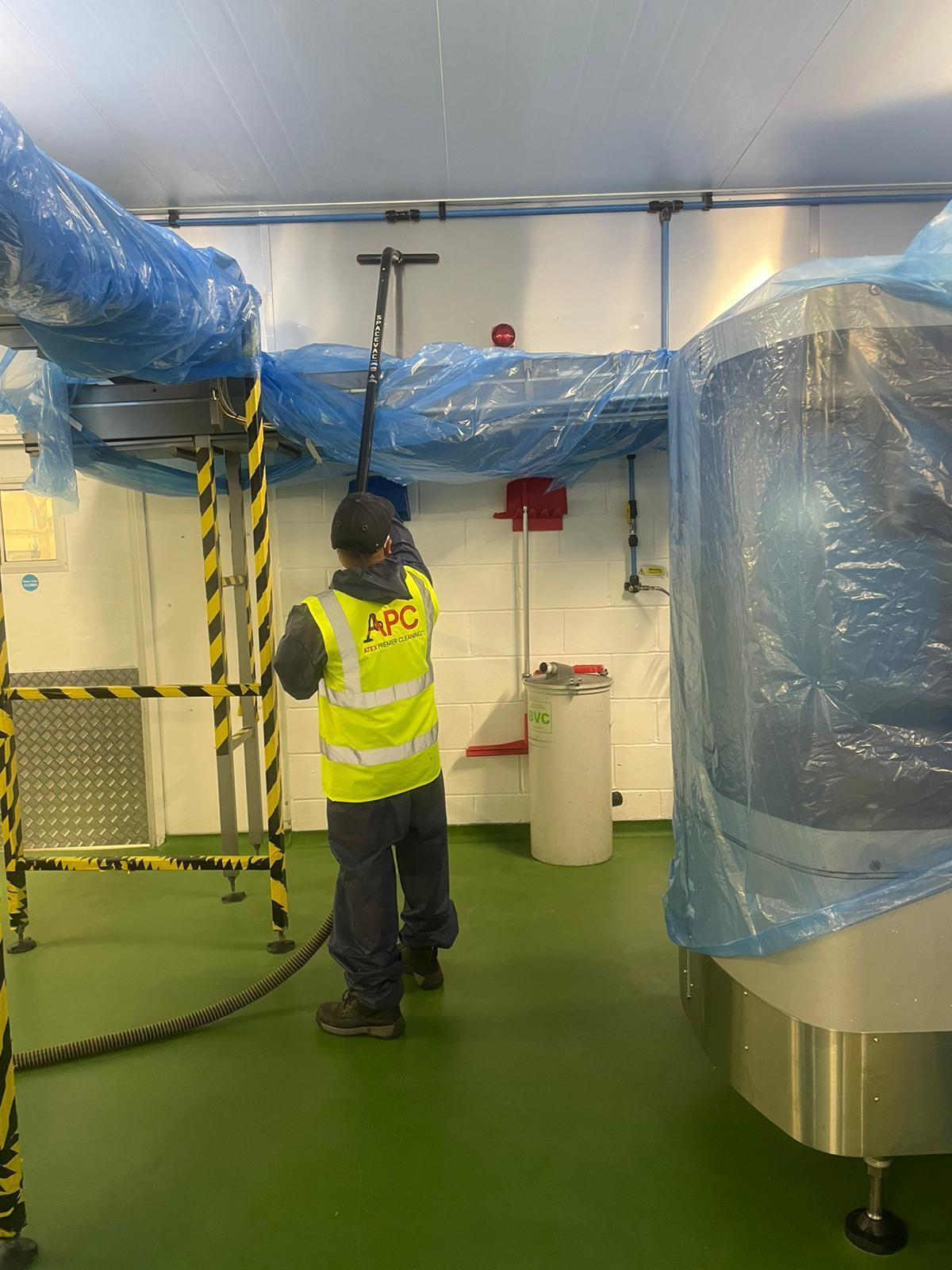 internal high reach cleaning high reach vacuum cleaning high level